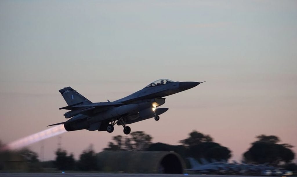 CNBC: Γιατί η Ελλάδα πρωταγωνιστεί στο ΝΑΤΟ