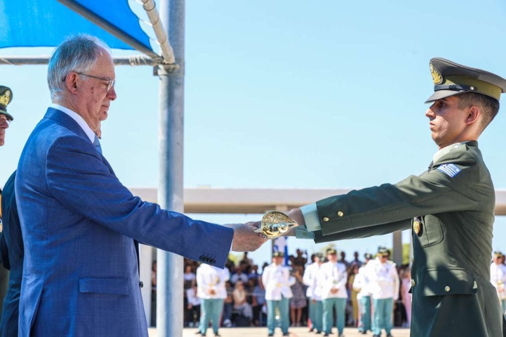 Ο Κωνσταντίνος Τασούλας στην τελετή ορκωμοσίας νέων ανθυπολοχαγών