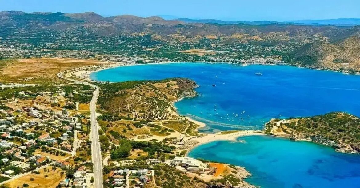 Αθηναϊκή Ριβιέρα: Σε ανοδική τροχιά οι τιμές – Στα ύψη η ζήτηση για πολυτελή ακίνητα