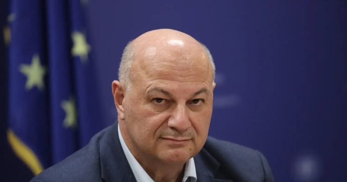 Τσιάρας: «Κύμα αποχωρήσεων» από βιολογική κτηνοτροφία και μελισσοκομία υπό τον φόβο των ελέγχων