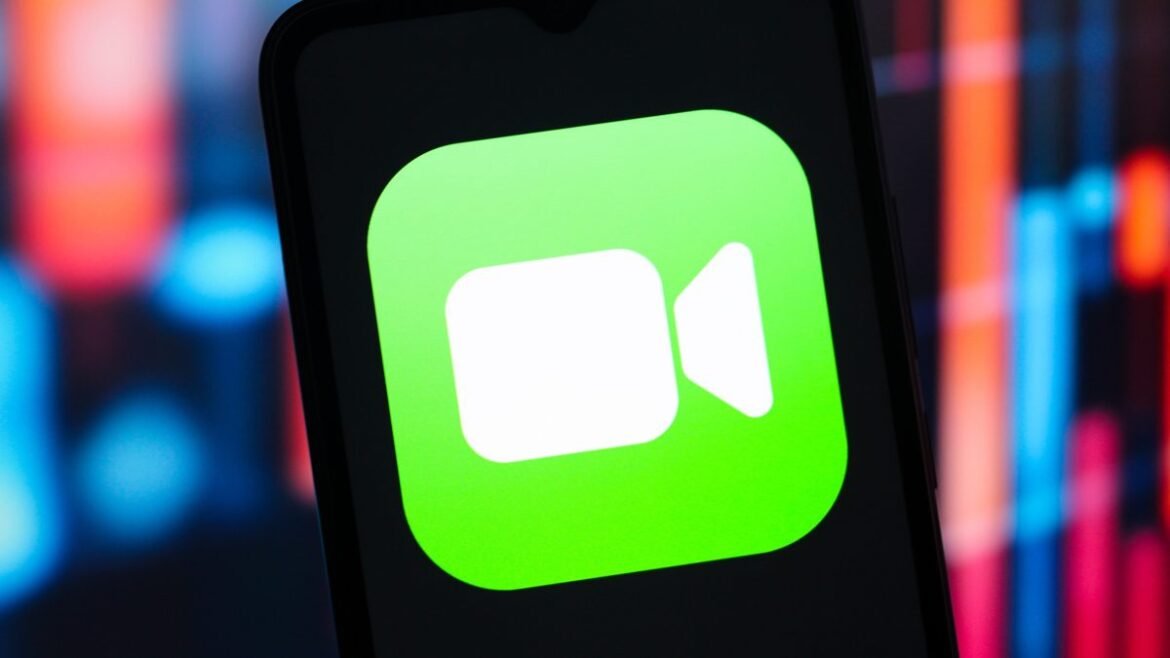 Τα iPhone με iOS 26 παγώνουν τις κλήσεις FaceTime όταν ανιχνεύουν γυμνό