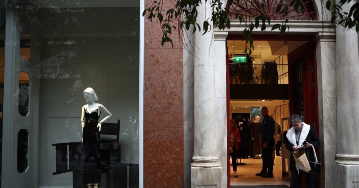 Βραχυχρόνια μίσθωση ακινήτων: «Μύλος» με την επιβολή τέλους επιτηδεύματος και τα «υποκαταστήματα»