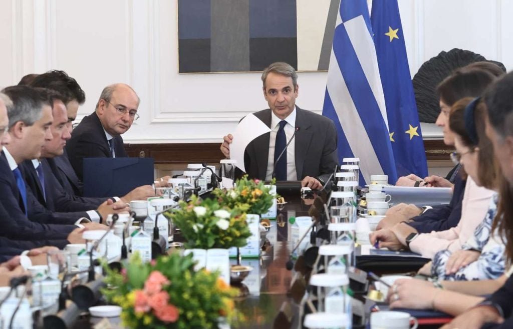 Κυβέρνηση: Προτεραιότητα η επιτάχυνση μεταρρυθμίσεων και η βελτίωση της καθημερινότητας