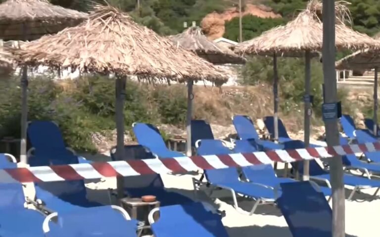 Χαλκιδική: Σφραγίστηκε beach bar για καταπάτηση αιγιαλού – Πάνω από 3.000 τον Ιούνιο οι καταγγελίες στην