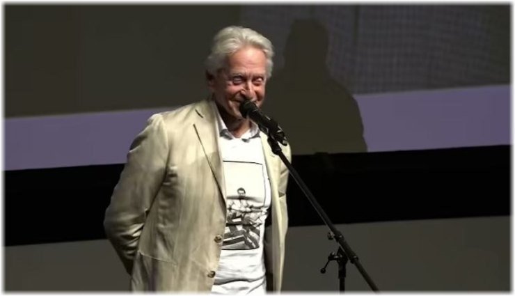 Μάικλ Ντάγκλας: “Η Αμερική φλερτάρει με τον αυταρχισμό – H πολιτική έγινε επάγγελμα για κέρδος” (+video)