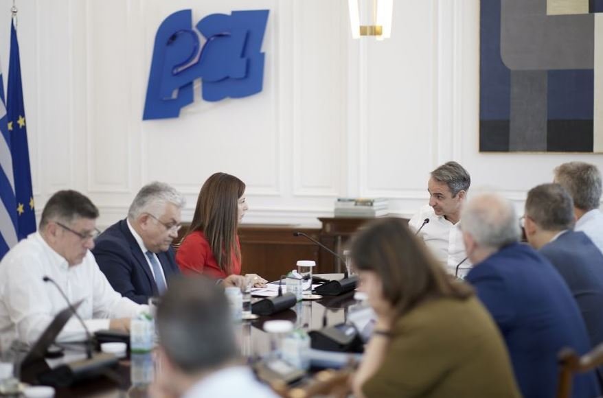 Σύσκεψη υπό τον Μητσοτάκη για τα δημόσια πανεπιστήμια – Τον Σεπτέμβριο διαγράφονται οι πρώτοι αιώνιοι φοιτητές