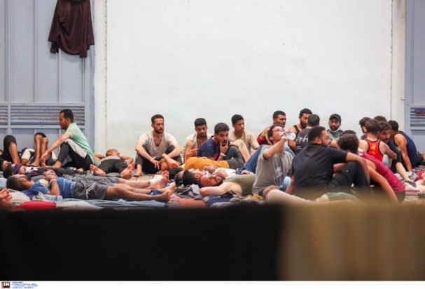 Κρήτη: Προβληματισμός σε Χανιά και Ρέθυμνο λόγω των αυξημένων μεταναστευτικών ροών – «Η εικόνα αυτή δεν μας