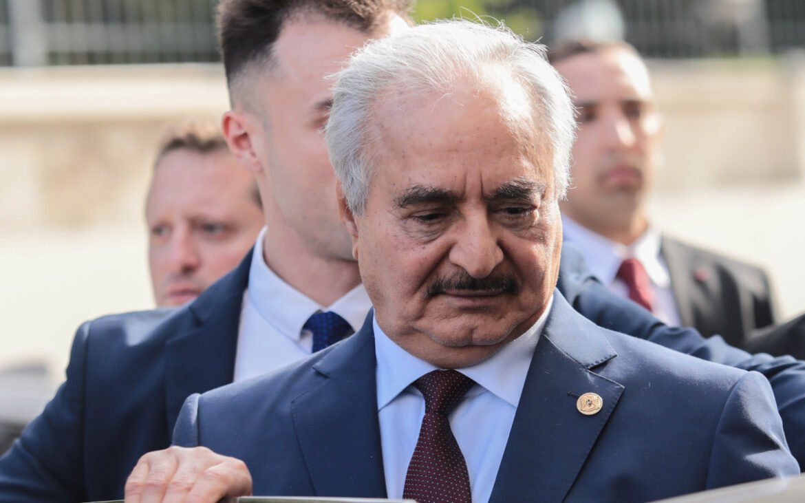 Διεθνής ταραξίας η Λιβύη του Χαφτάρ: Γιατί έδιωξε την ευρωπαϊκή αντιπροσωπεία – Αναμένεται απάντηση της Κομισιόν