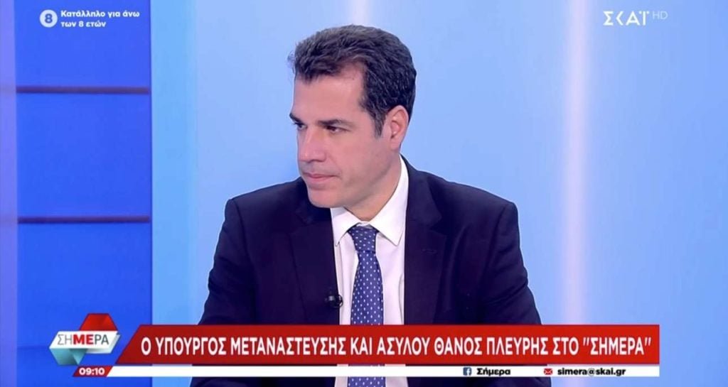Δόγμα Πλεύρη: Το Μετανάστευσης δεν είναι ξενοδοχείο – θα αλλάξει το μενού που τρώνε οι μετανάστες