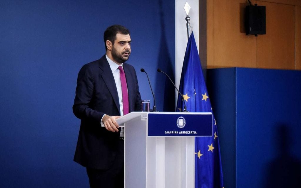 Μαρινάκης: «Ομολογία εξαπάτησης» του λαού από Τσακαλώτο για το δημοψήφισμα του 2015