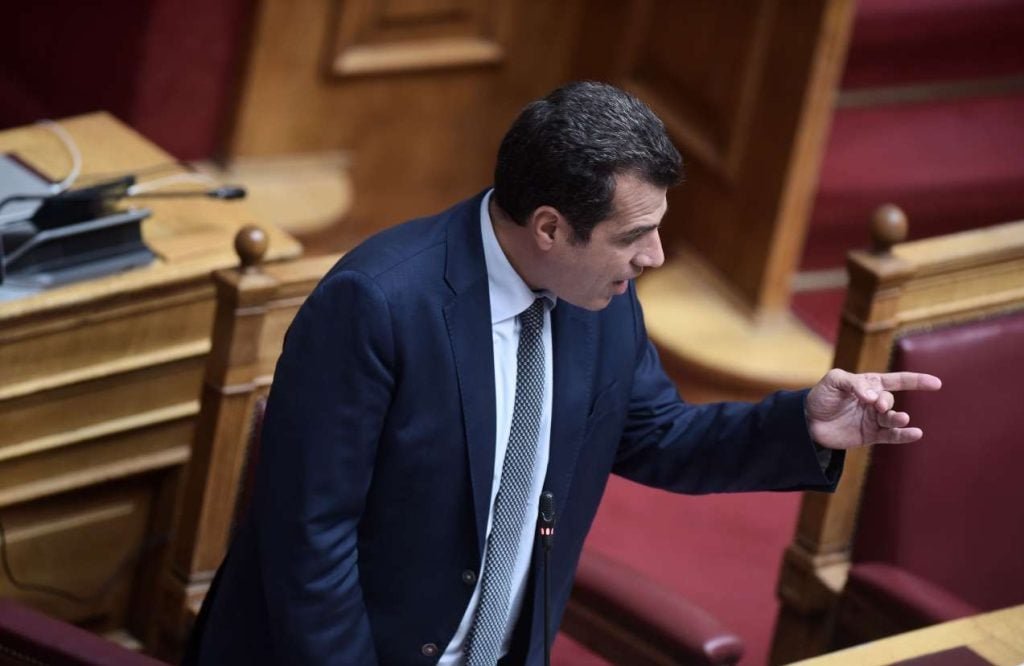 Πλεύρης στη Βουλή: «Τέλος το παραμύθι με τις μωρομάνες» – Απερρίφθη η αίτηση αντισυνταγματικότητας