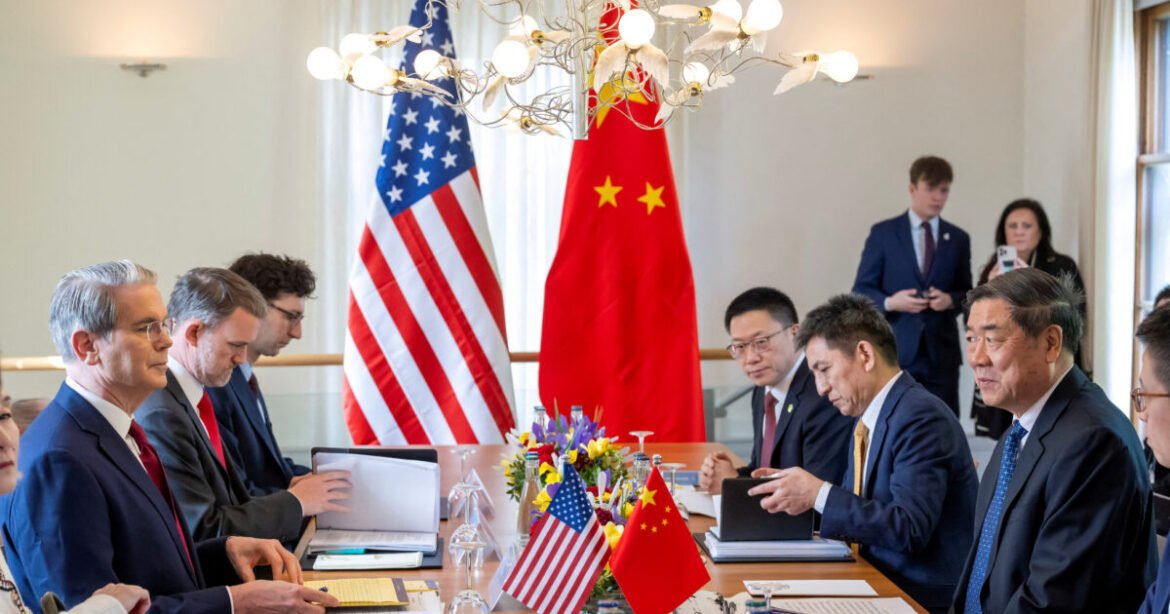 Ολοκληρώθηκαν οι εμπορικές συνομιλίες ΗΠΑ – Κίνας: Πιθανή νέα παράταση στη «δασμολογική εκεχειρία»