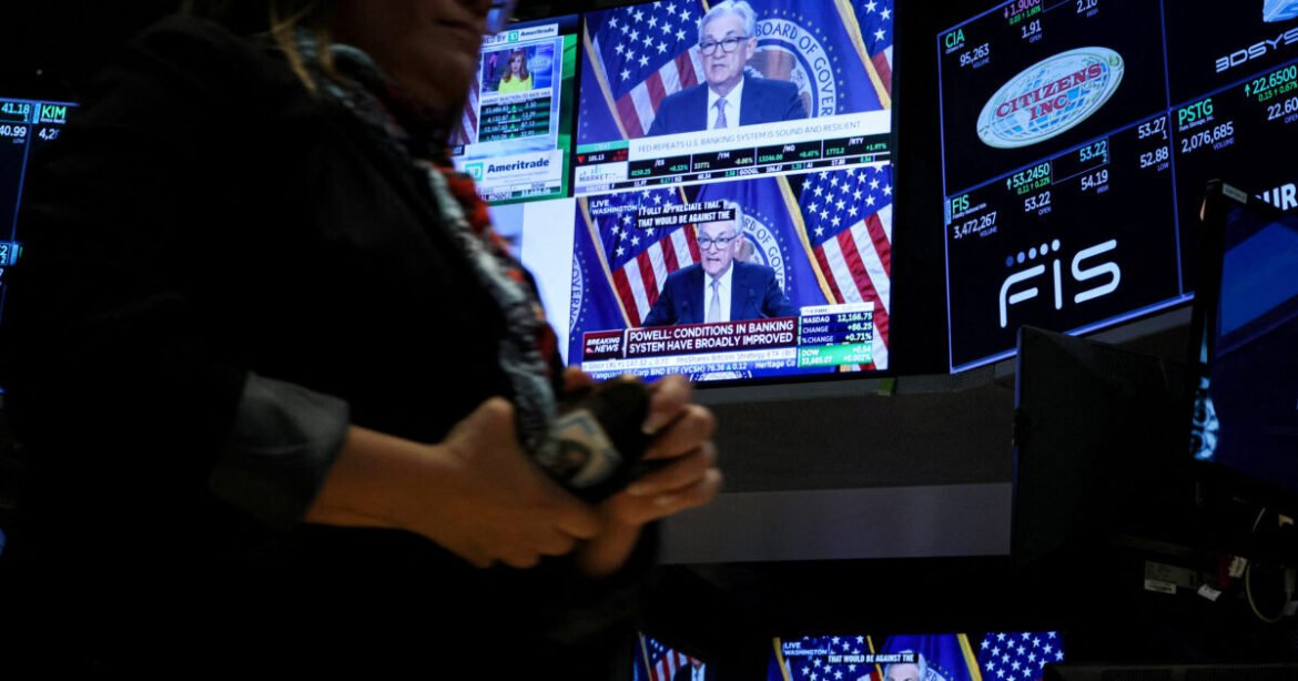 Wall Street: Υποχώρηση στους δείκτες ενόψει Fed και αδιεξόδου στις συζητήσεις με Κίνα