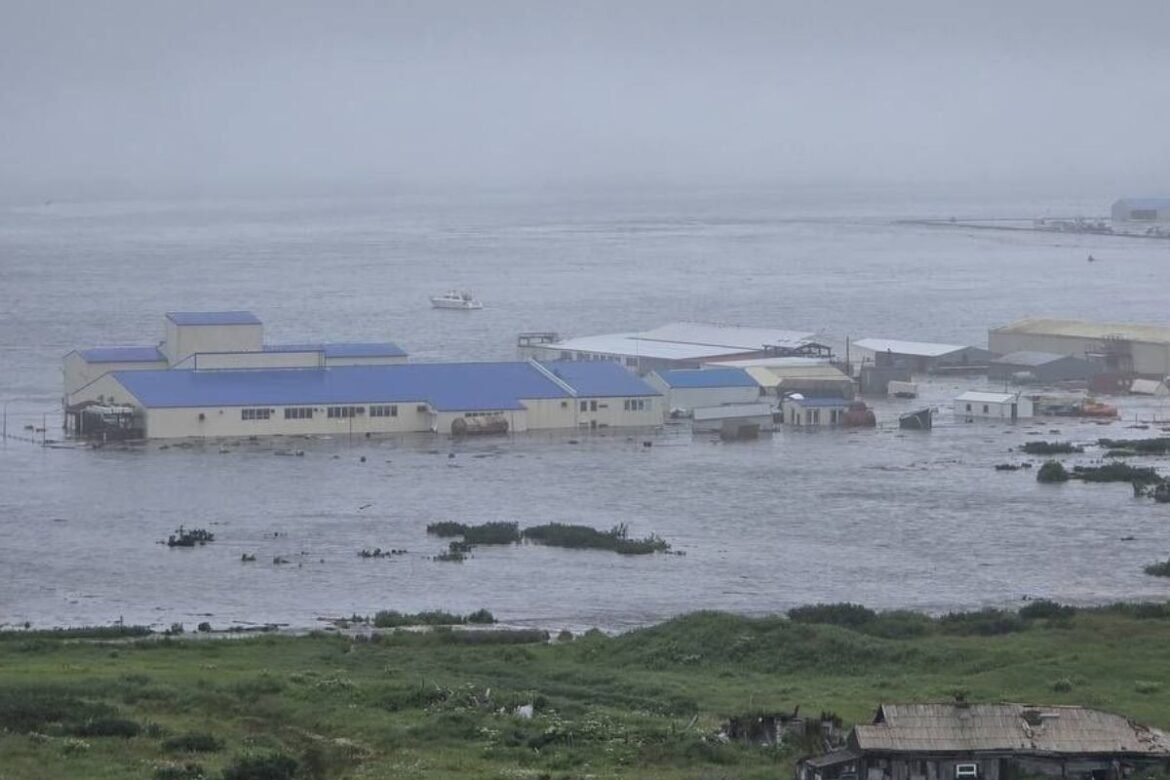 Σεισμός «μαμούθ» 8,8 Ρίχτερ στην Καμτσάτκα: Προειδοποίηση για τσουνάμι σε όλο τον Ειρηνικό – Τα πρώτα κύματα έφτασαν σε Ρωσία, Ιαπωνία