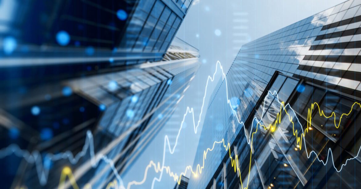 Νέο ρεκόρ για S&P 500 και Nasdaq μετά τα στοιχεία πληθωρισμού που ενισχύουν τις προσδοκίες για μείωση των επιτοκίων