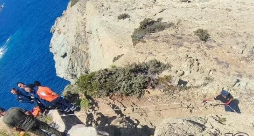 Κρήτη: 53χρονος έπεσε σε γκρεμό ενώ καθάριζε πισίνα ξενοδοχείου – ΦΩΤΟ