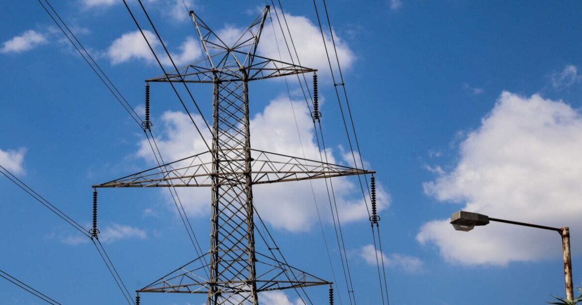 Θέμα χρόνου να σπάσει το ρεκόρ της μέγιστης ζήτησης για ηλεκτρικό ρεύμα, εκτιμά ο ΑΔΜΗΕ