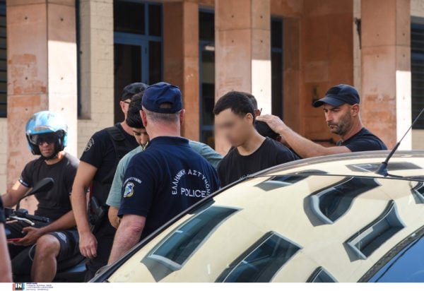 Πάτρα: Προθεσμία για να απολογηθεί το Σάββατο έλαβε ο 25χρονος που συνελήφθη για εμπρησμό στην περιοχή του