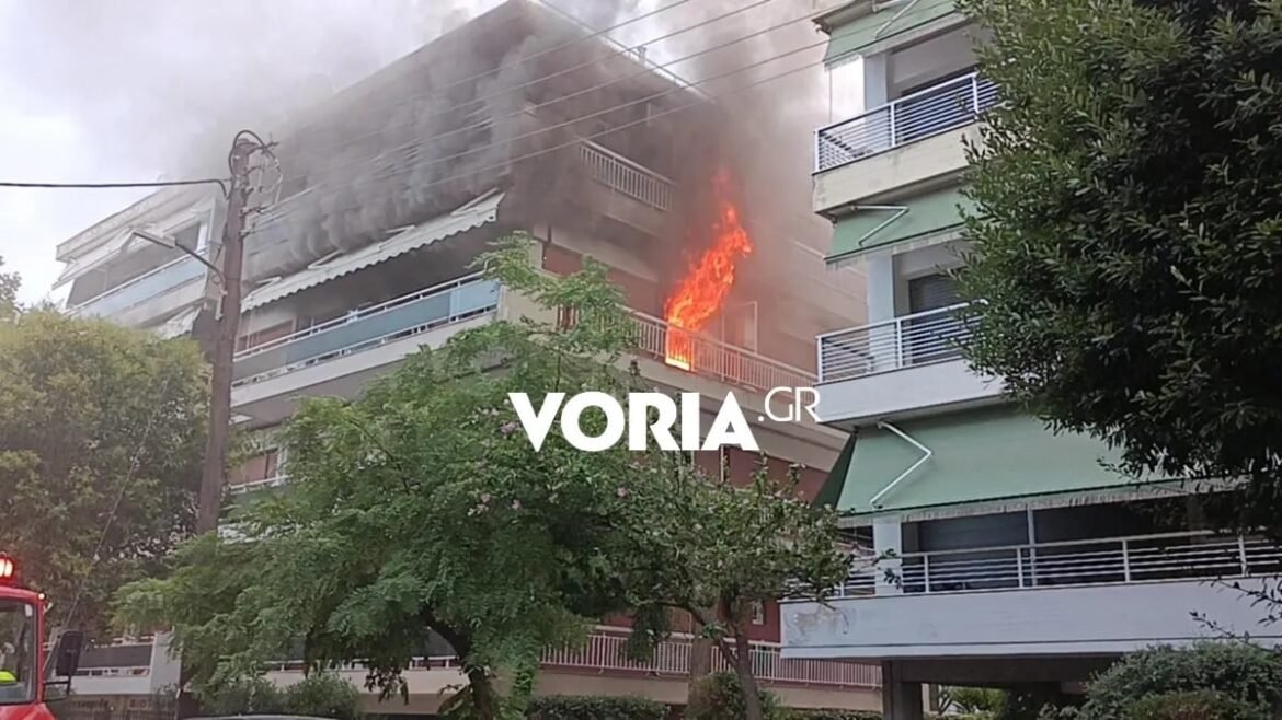 Θεσσαλονίκη: Φωτιά σε διαμέρισμα στην Καλαμαριά – Απομακρύνθηκε άνδρας απο το κτίριο – ΦΩΤΟ και ΒΙΝΤΕΟ