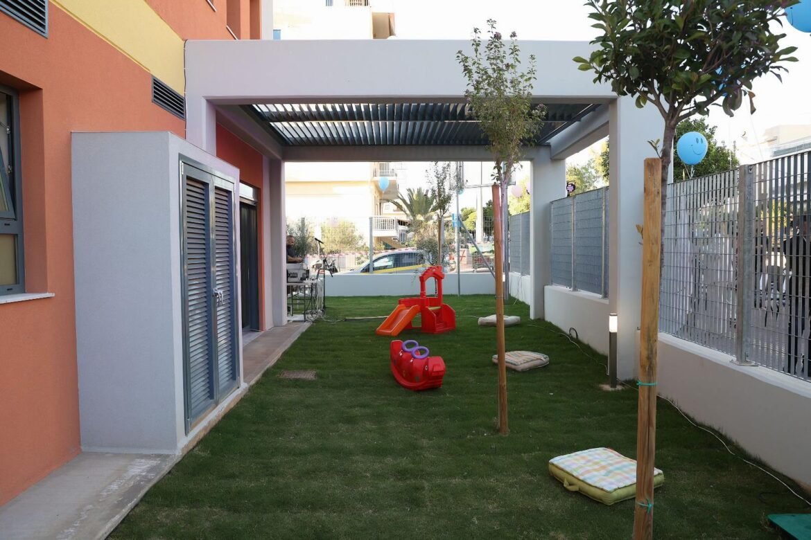 Δύο νέοι βρεφονηπιακοί σταθμοί της ΔΥΠΑ σε Χαϊδάρι και Ίλιον από το φθινόπωρο