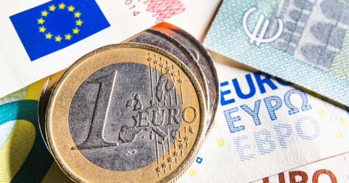 ΥΠΟΙΚ: Πλεόνασμα 2,1 δισ. ευρώ κατέγραψε ο κρατικός προϋπολογισμός το επτάμηνο του 2025