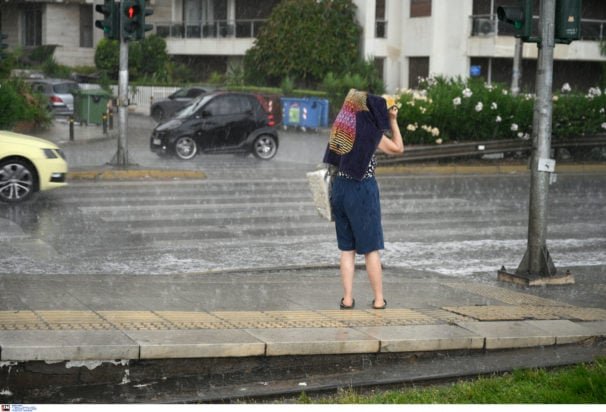 Καιρός: Αλλαγή σκηνικού σήμερα με βροχές και καταιγίδες – Πότε θα βρέξει στην Αθήνα