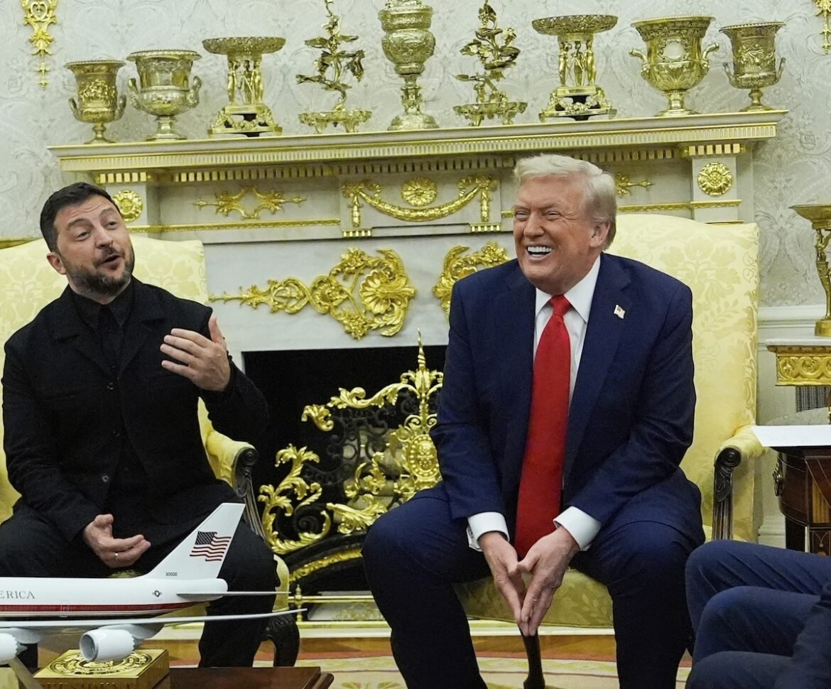 Πώς ο Ζελένσκι κατάφερε να φύγει «άθικτος» αυτή τη φορά από τον Λ. Οίκο – Ανάλυση BBC