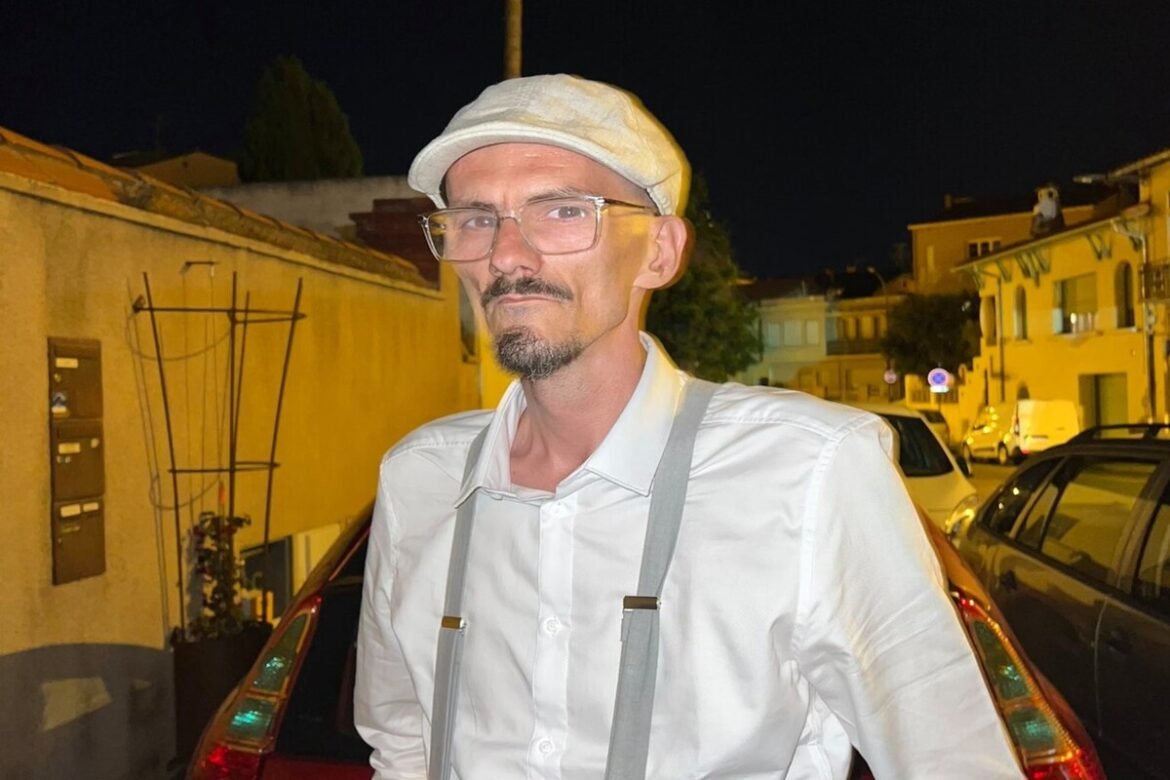 Σοκ στη Γαλλία με τον φρικτό θάνατο streamer – «Έσβησε» από κακοποίηση σε live μετάδοση