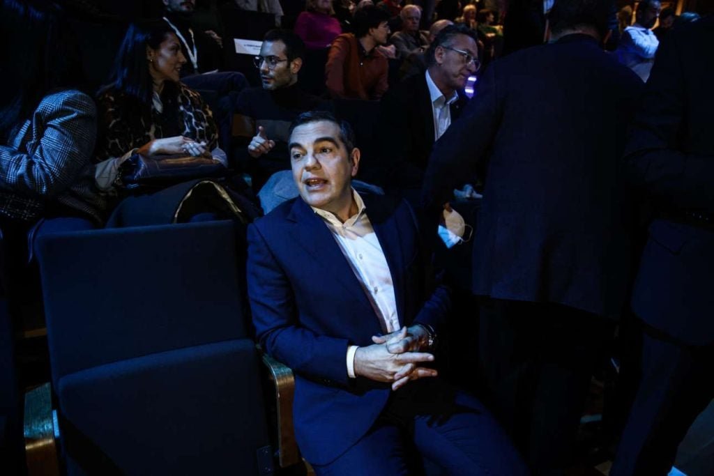 Ο Τσίπρας λέει τώρα ότι το δημοψήφισμα ήταν «μια μορφή δραματοποίησης»