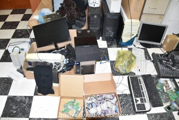 Λαμία: Εξαρθρώθηκε συμμορία ανηλίκων που ρήμαζε το σχολικό συγκρότημα – Συλλήψεις και δικογραφίες σε γονείς