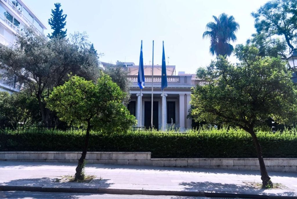 Κυβέρνητικες πηγές: «Φτηνή» αντιπολίτευση από το ΠΑΣΟΚ στο πεδίο της οικονομίας