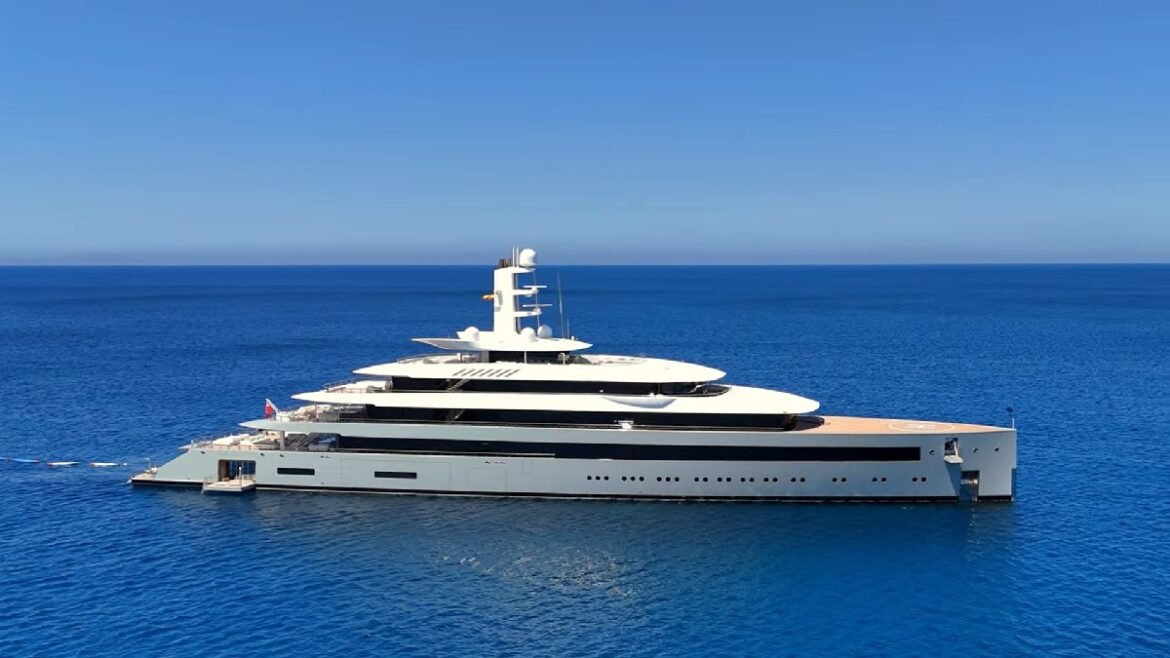 Κρουαζιέρα στα ελληνικά νησιά για τον συνιδρυτή του WhatsApp – Ο Koum με γιοτ στη Λευκάδα