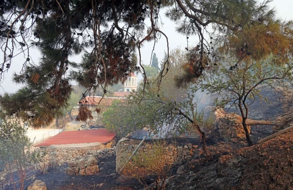 Σχέδιο δράσης για τη Βόρεια Χίο – Χατζηδάκης: Δεν πρέπει να χαθεί ούτε μια μέρα