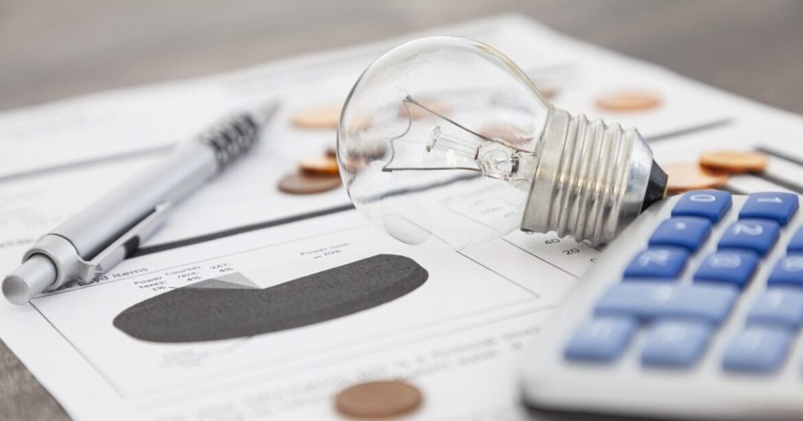 Ηλεκτρικό ρεύμα: Έρχονται νέα «κόκκινα» τιμολόγια, αμιγώς σταθερά και κυμαινόμενα