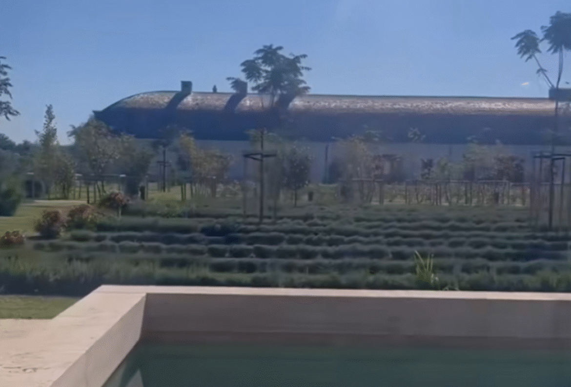 Ουγγαρία: Φουντώνει η συζήτηση για τον Όρμπαν – Βουλευτής βιντεοσκόπησε το «παλάτι» – ησυχαστήριό του