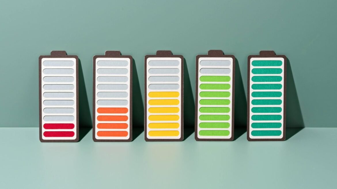 Φήμες κάνουν λόγο για αντίστροφη ασύρματη φόρτιση στο iPhone 17 Pro