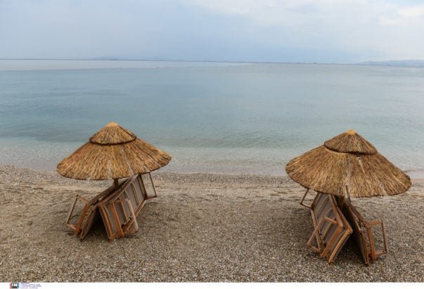 Καιρός: Με δύο πρόσωπα μας αποχαιρετά ο Αύγουστος – Υποχωρούν οι άνεμοι, έρχεται αφρικανική σκόνη