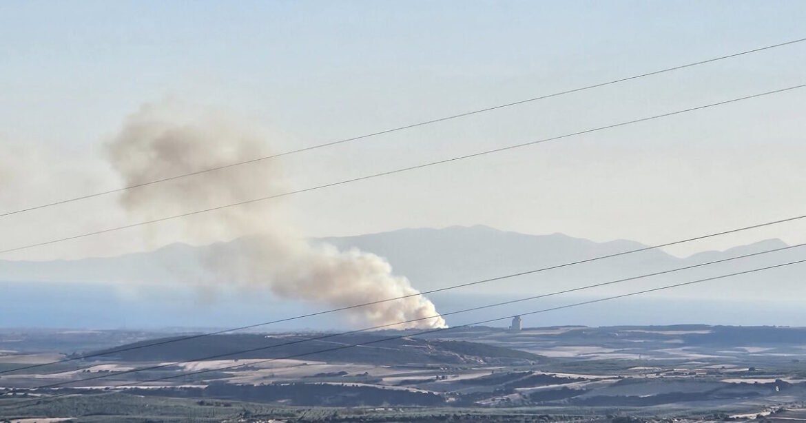 Φωτιά στη Χαλκιδική στη Νέα Τρίγλια: Επιχειρούν εναέριες δυνάμεις