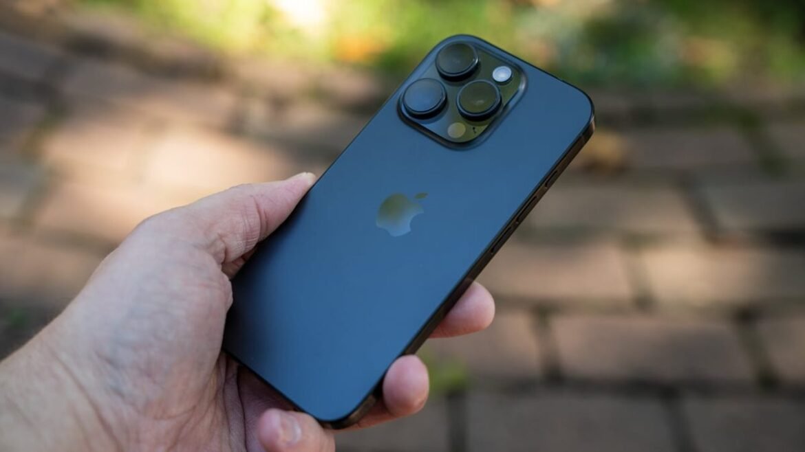 Η Apple αναμένεται να διατηρήσει την τιμή του iPhone 17 στα περσινά επίπεδα