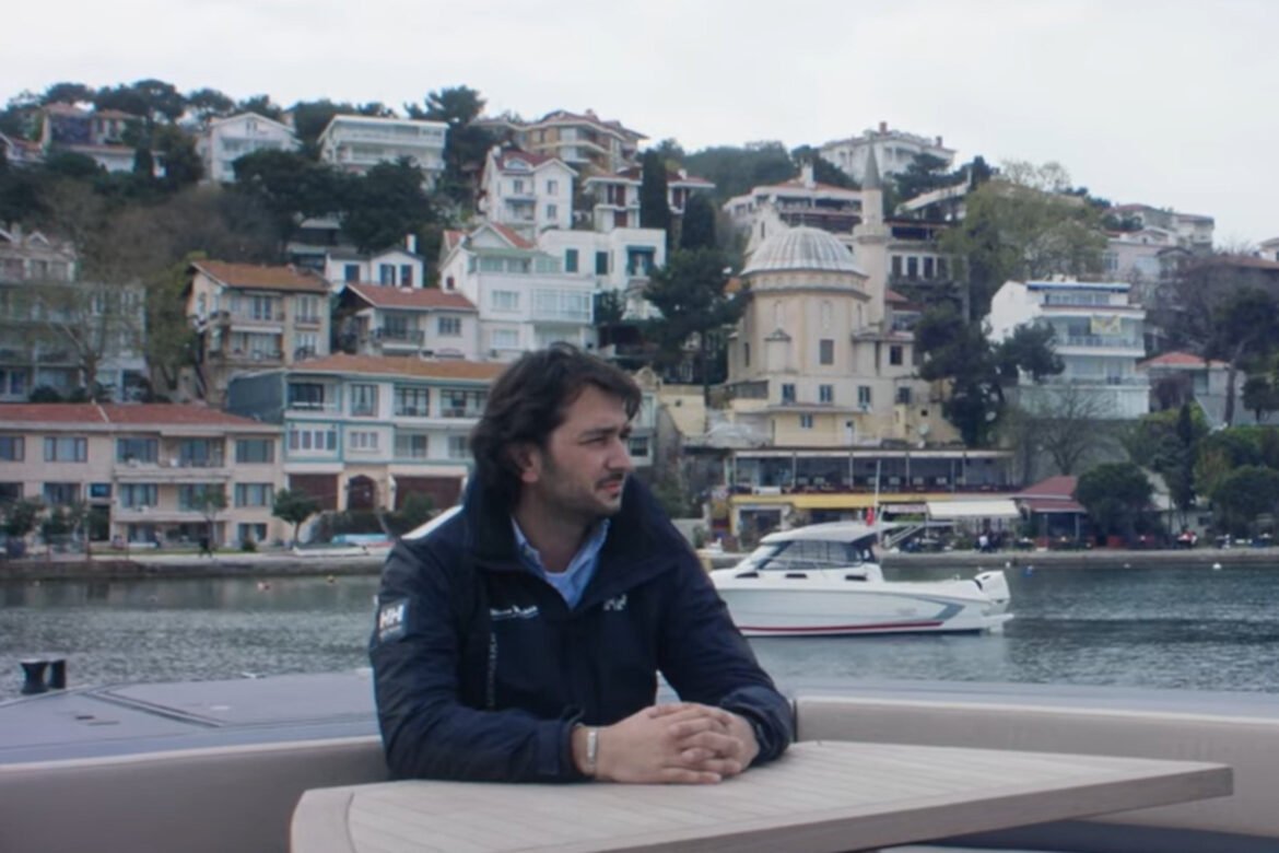 Ανέσυραν τη σορό του Τούρκου επιχειρηματία Χαλίτ Γιουκάι – Σε βάθος 68 μέτρων στη Θάλασσα του Μαρμαρά