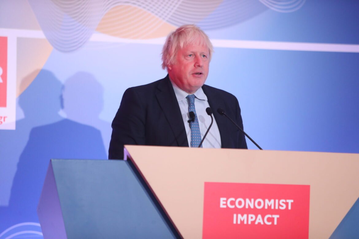 Μπόρις Τζόνσον: Διαρροή εγγράφων για μίζες, «δώρα» και διαφθορά