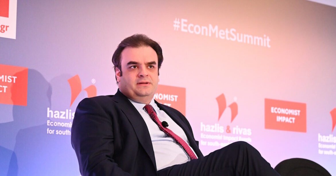 Πιερρακάκης: «Η περιφέρεια είναι στον πυρήνα της κυβερνητικής στρατηγικής»