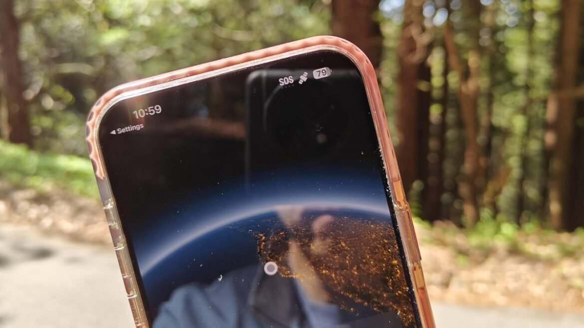 Η Apple προσφέρει ένα ακόμα δωρεάν έτος δορυφορικής πρόσβασης στα iPhone 14 και 15