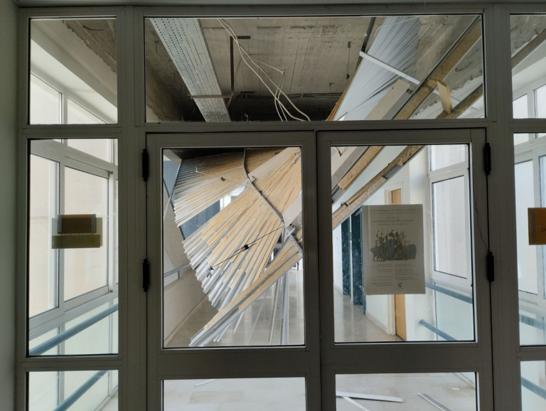 Ιωάννινα: Κατέρρευσε τμήμα της οροφής στο Παιδαγωγικό Τμήμα του Πανεπιστημίου