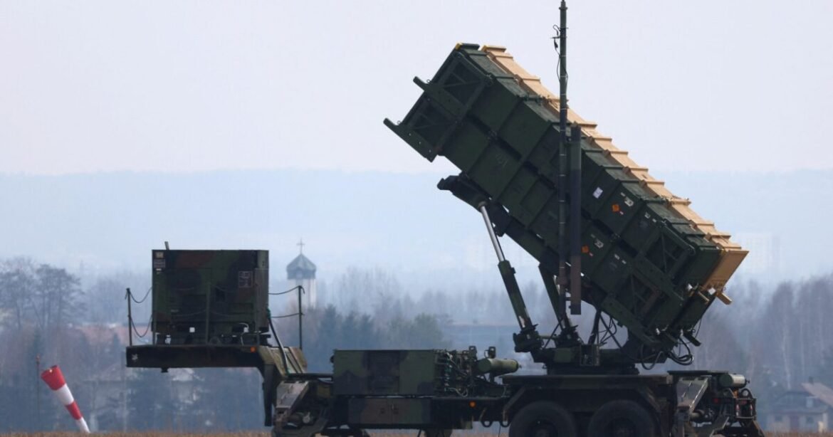 Πολωνία: Nάρκη στην οικονομική ανάπτυξη της ανατολικής πτέρυγας του ΝΑΤΟ από τη ρωσική επιθετικότητα και τις υψηλές αμυντικές δαπάνες