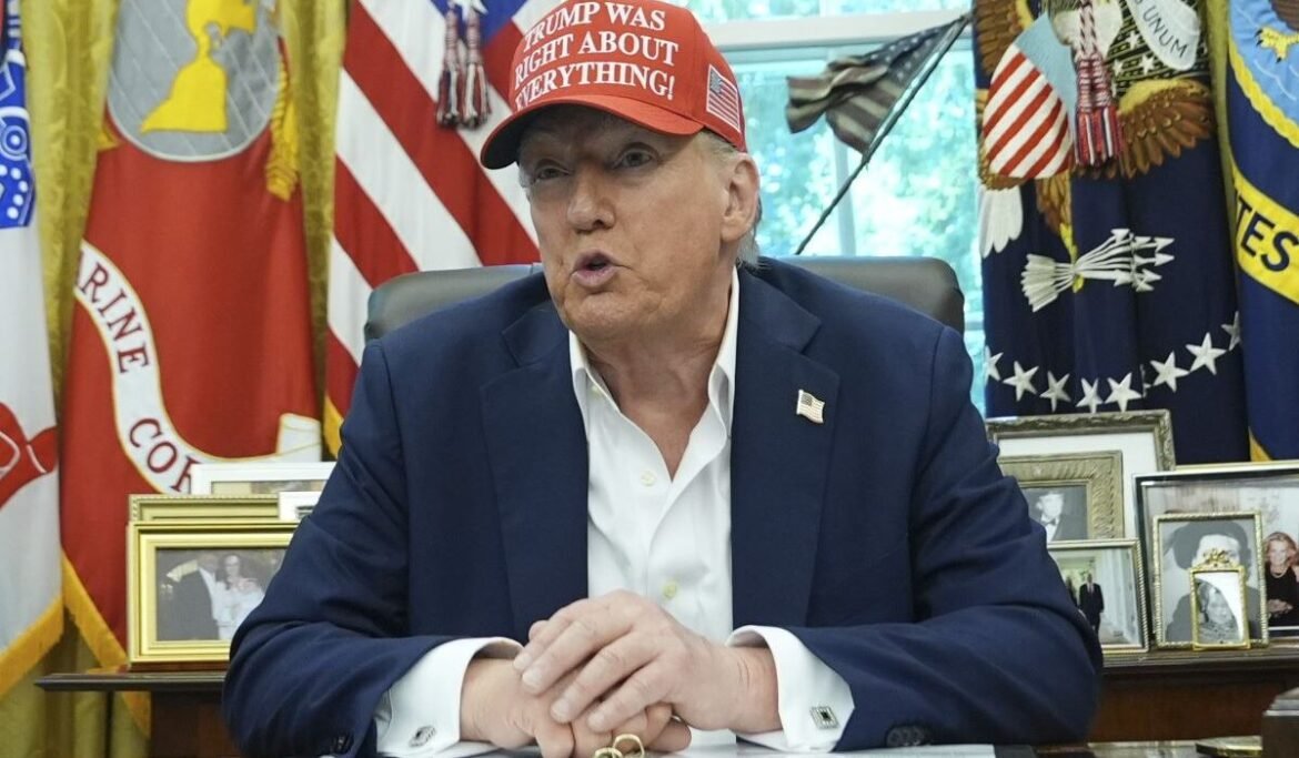 «Oι νέοι στη χώρα μας ήθελαν πολύ να το σώσουν» – Ο Τραμπ ανακοίνωσε τη συμφωνία ΗΠΑ – Κίνας για το TikTok