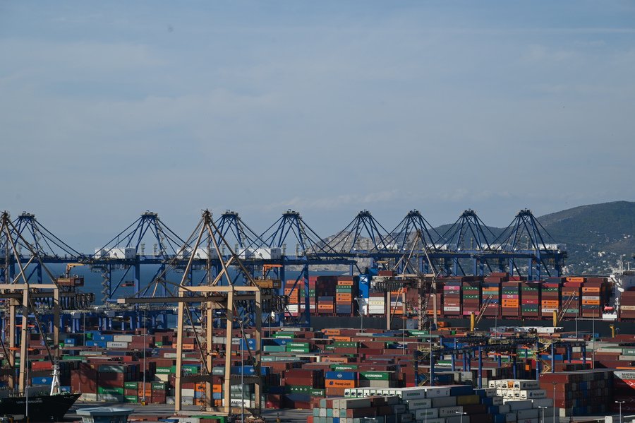 Οι ΗΠΑ θέλουν να διώξουν την Cosco από το λιμάνι του Πειραιά – Αποκαλυπτικό ρεπορτάζ του Reuters