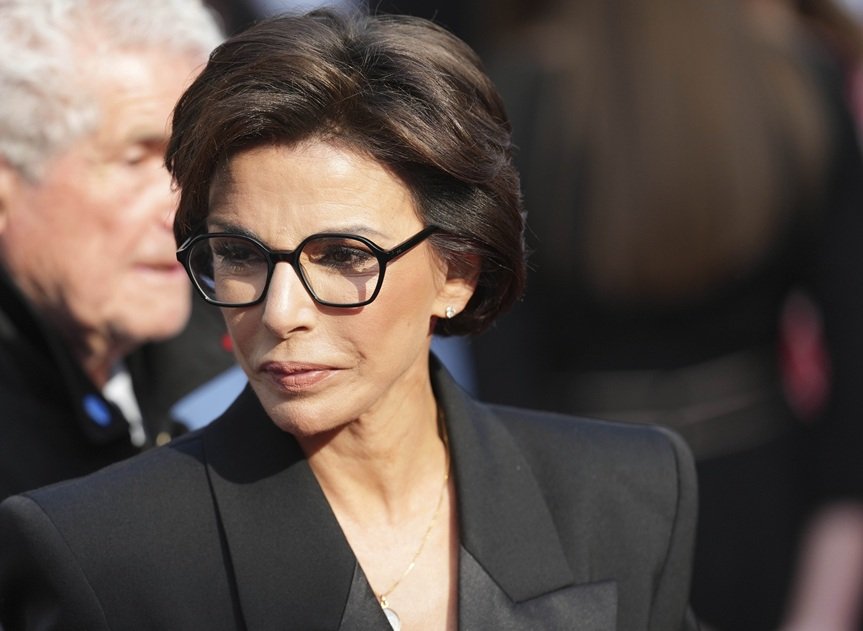 Γαλλία: Στη Δικαιοσύνη υπουργός του Μακρόν γιατί απέκρυψε κοσμήματα αξίας 420.000 ευρώ