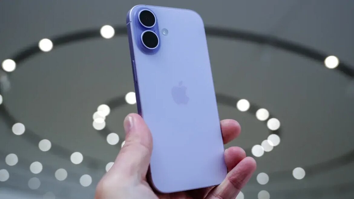 Οι προπαραγγελίες του iPhone 17 είναι πολύ υψηλότερες από αυτές του iPhone 16