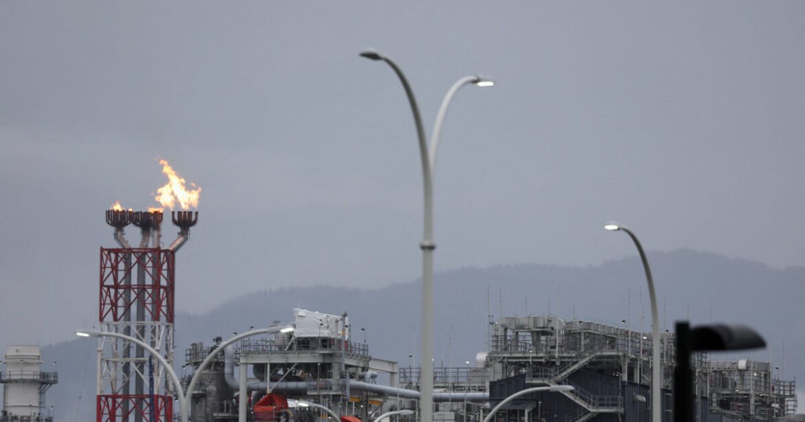 Η ΕΕ σχεδιάζει να καταργήσει συντομότερα το ρωσικό LNG μετά τις πιέσεις Τραμπ